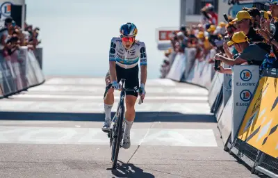 Vollering remporte la 8e étape et file vers le Maillot Jaune