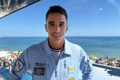 Voltige à Menton : les coulisses de la démonstration du capitaine Anthony
