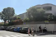 Adolescent égorgé à Antibes : sa mère suspectée, le père en garde à vue