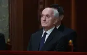 Andras Baka, ex-juge évincé par Orbán, élu président de la Hongrie