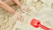 Annecy : un bac à sable à 56 000 euros indigne des parents