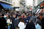 Apéros géants à Nice : compromis trouvé, deux au lieu de trois