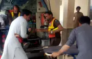 Attentat suicide au Pakistan: 13 morts près d'un commissariat