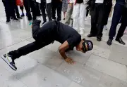 Aura Battle : des duels de dégotrip dans les rues