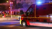 Avignon : un bout d'isolant se détache d'une façade