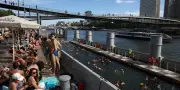 Baignade dans la Seine : 180 000 visiteurs cet été, +20 %