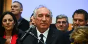 Bayrou propose une grande primaire contre les extrêmes