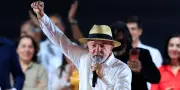 Brésil : Lula officialise sa candidature à la présidentielle