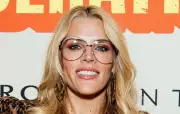 Busy Philipps révèle sa tumeur cérébrale et ses deux opérations
