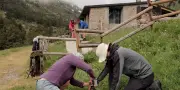 Cabanes d'altitude : des bénévoles les restaurent pour les randonneurs