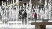 Canicule : 43 départements en orange, jusqu'à 40°C attendus