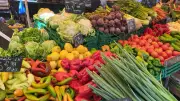 Canicule : fruits et légumes plus petits et moches, préviennent les enseignes