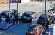 Carburants : le gouvernement prolonge les aides sectorielles