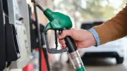 Carburants : le SP95-E10 repasse sous 2 euros le litre