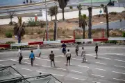 Ceuta sous pression : appel au calme après l'arrivée massive de migrants