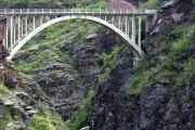 Chute de 20 mètres d'un cycliste de 15 ans à Guillaumes