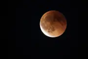 Éclipse de lune : un astre rougeâtre visible ce vendredi