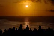 Éclipse solaire : ferveur populaire, polémique et mystères