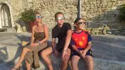 Éclipse solaire à Générac : un spectacle exceptionnel dans la cour du château