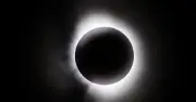 Éclipse solaire : les réseaux électriques européens en alerte