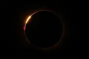 Éclipse totale en Espagne : des millions de curieux émerveillés