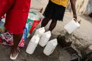 Crise de l'eau en Outre-mer : des millions de Français privés d'eau potable