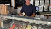 Dans le Gard, des glaciers réinventent la glace avec des saveurs du terroir