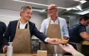 Darmanin soutient Philippe : « seule personne qui peut gagner »