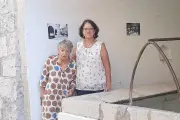 Deux cousines réunies à Coursegoules grâce au site d’histoire local