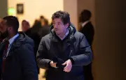 Dijon : la maire désapprouve la venue de Patrick Bruel en concert