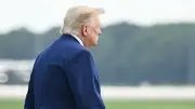 Dolly Parton décède : Trump met les drapeaux en berne