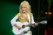 Dolly Parton : les causes de sa mort révélées par ses proches