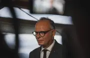 Édouard Philippe appelle droite et centre à s'unir avant février 2027