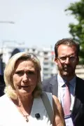 Départ du conseiller éco de Marine Le Pen : les coulisses
