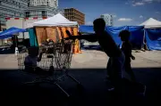 Enfants à la rue : hausse continue, alertent les associations