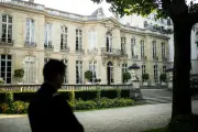 Enquête à Matignon après deux suicides et deux tentatives