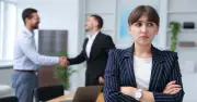 Favoritisme au travail : quand le chef promeut un moins bon