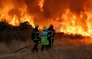 Feu à Saint-Just : reprise des flammes, 220 hectares brûlés