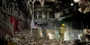 Frappe russe près de Dnipro : un centre commercial ravagé