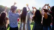 Free-party interdite à Aubigny : 1 500 fêtards défient la préfecture