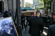 Funérailles de Kavinsky : fans nombreux pour un dernier hommage