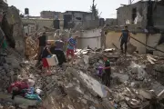 Gaza : huit morts dans des frappes israéliennes nocturnes après l'accord