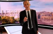 Glucksmann officialise sa candidature à l'élection présidentielle de 2027