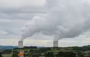 Golfech : le réacteur 2 de nouveau arrêté, la Garonne trop chaude