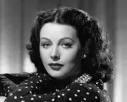 Hedy Lamarr : l'actrice qui a inventé le Wi-Fi