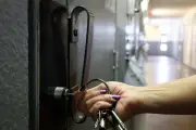 Incendiaire récidiviste condamné à Béziers : quatre ans de prison ferme