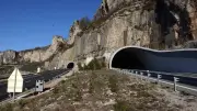 Incendie dans le tunnel de l'Escalette sur l'A75 : trafic coupé, 4 km de bouchons