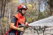 Incendie du Gros Bessillon : l'eau, ressource clé pour les communes sinistrées
