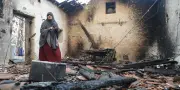 Incendies en Algérie : Macron soutient, Tebboune évoque la peine de mort