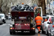 Italie : éboueurs retrouvent un ticket gagnant d'un million